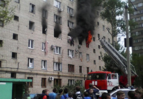 Взрыв произошел в одной из квартир многоэтажного дома в Балакове