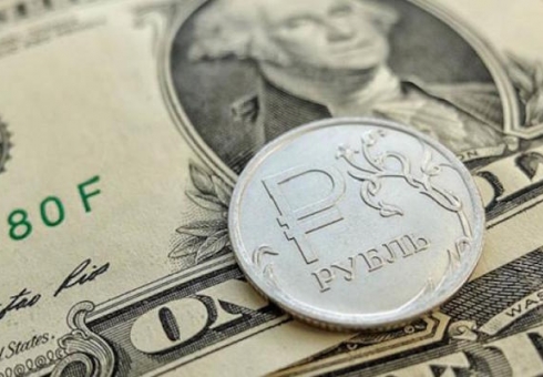 Рубль увеличил свою стоимость по отношению к основным валютам